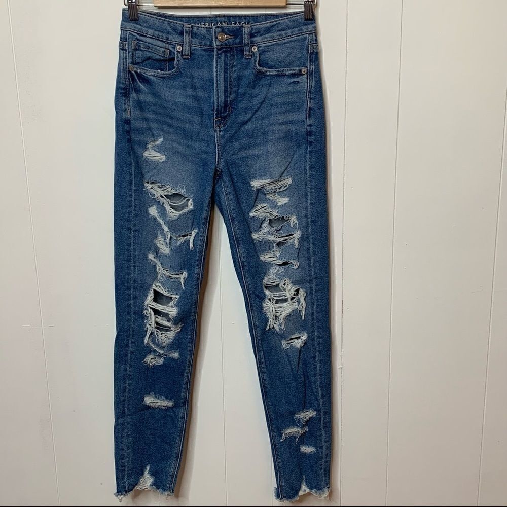 American Eagle Outfitters Stretch Distressed High Rise Mom Jeans size 2